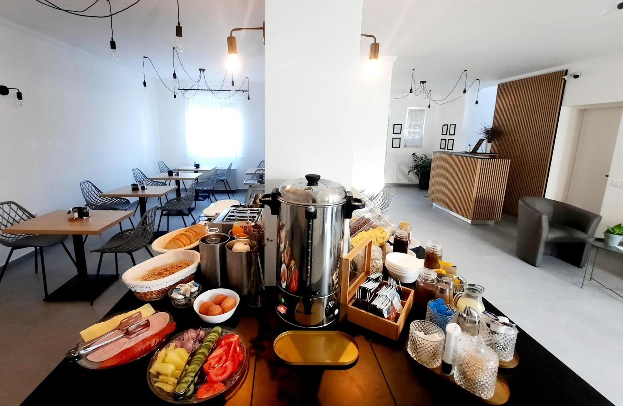 Hotel Sovirag Termal Panzio Hajdúnánás Zewnętrze zdjęcie